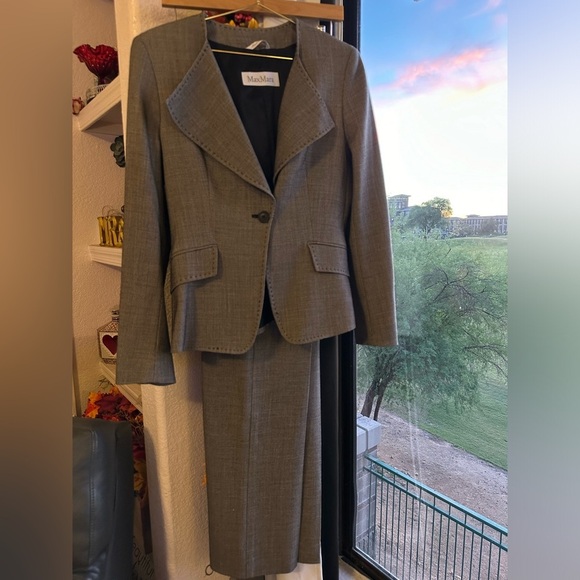 MaxMara Wool Blend straight-leg long inseam textured weave pants size 6 (small) - Picture 15 of 15